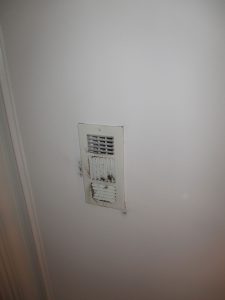 Mold remediation in Dunwoody: mold around a vent